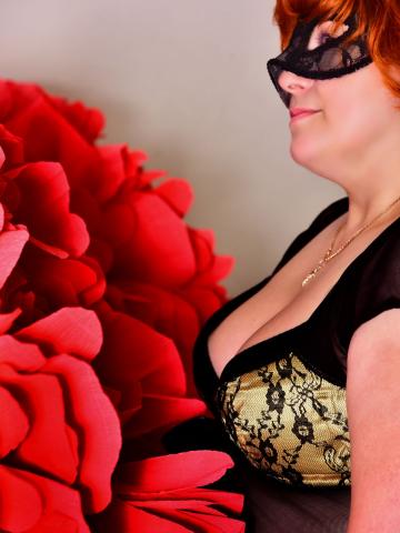 Лилия Принцесса Брюнетка фото 3